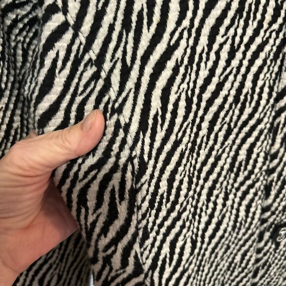 Animal Print Jacket - Picture 9 of 9